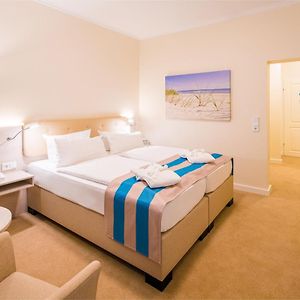 Budget Double Room Land Side